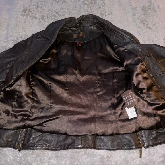 Danier Dark Brown Leather Women’s Jacket - Picture 7 of 17